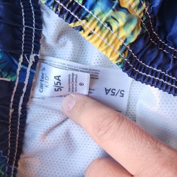 Carter's Boy's Swim Trunks and Rash Gaurd - Picture 5 of 7